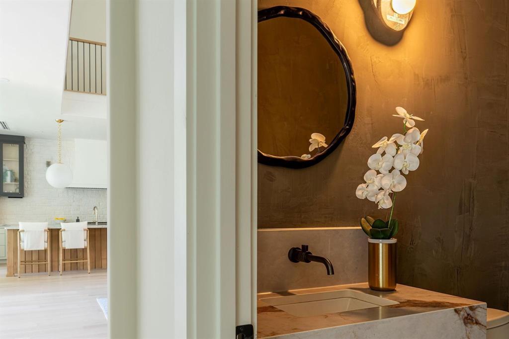 NORTH DAVILLA DRIVE ESTATESGLENRIDGE ESTATES 3 - Residential