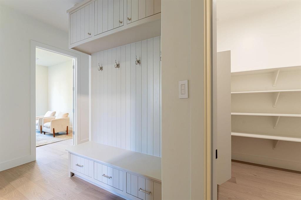 NORTH DAVILLA DRIVE ESTATESGLENRIDGE ESTATES 3 - Residential