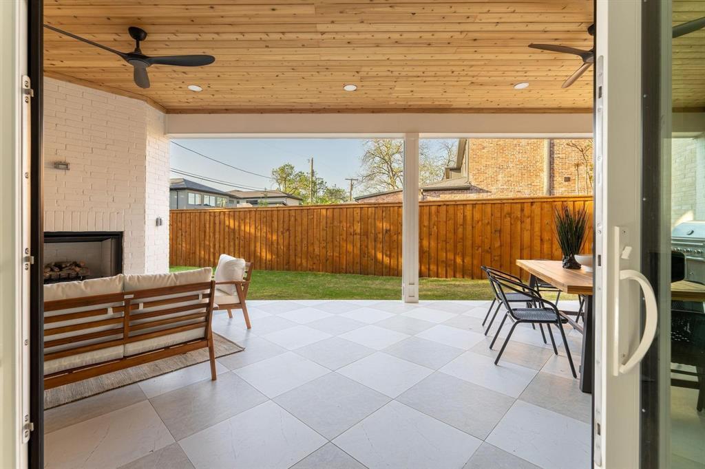 NORTH DAVILLA DRIVE ESTATESGLENRIDGE ESTATES 3 - Residential