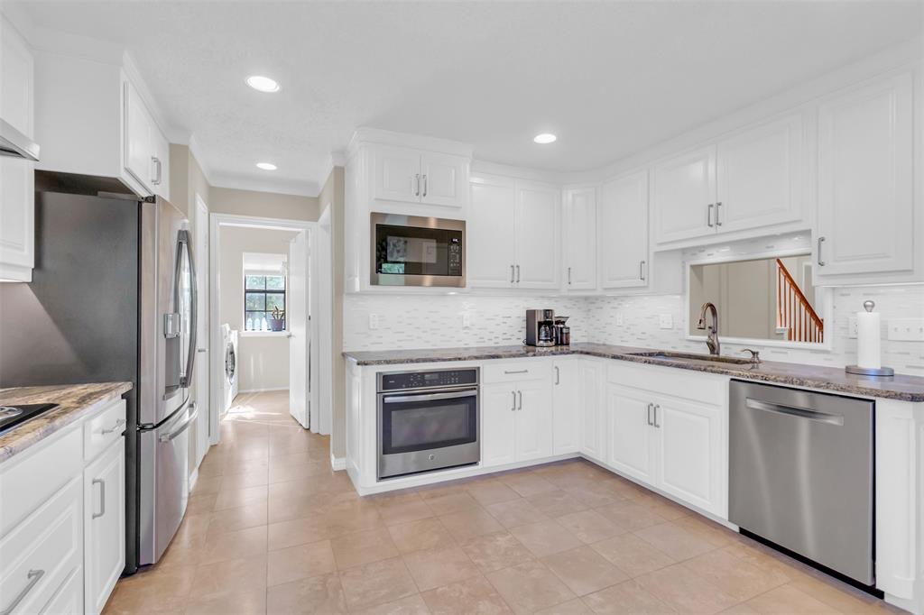 6606 Cliffwood Court