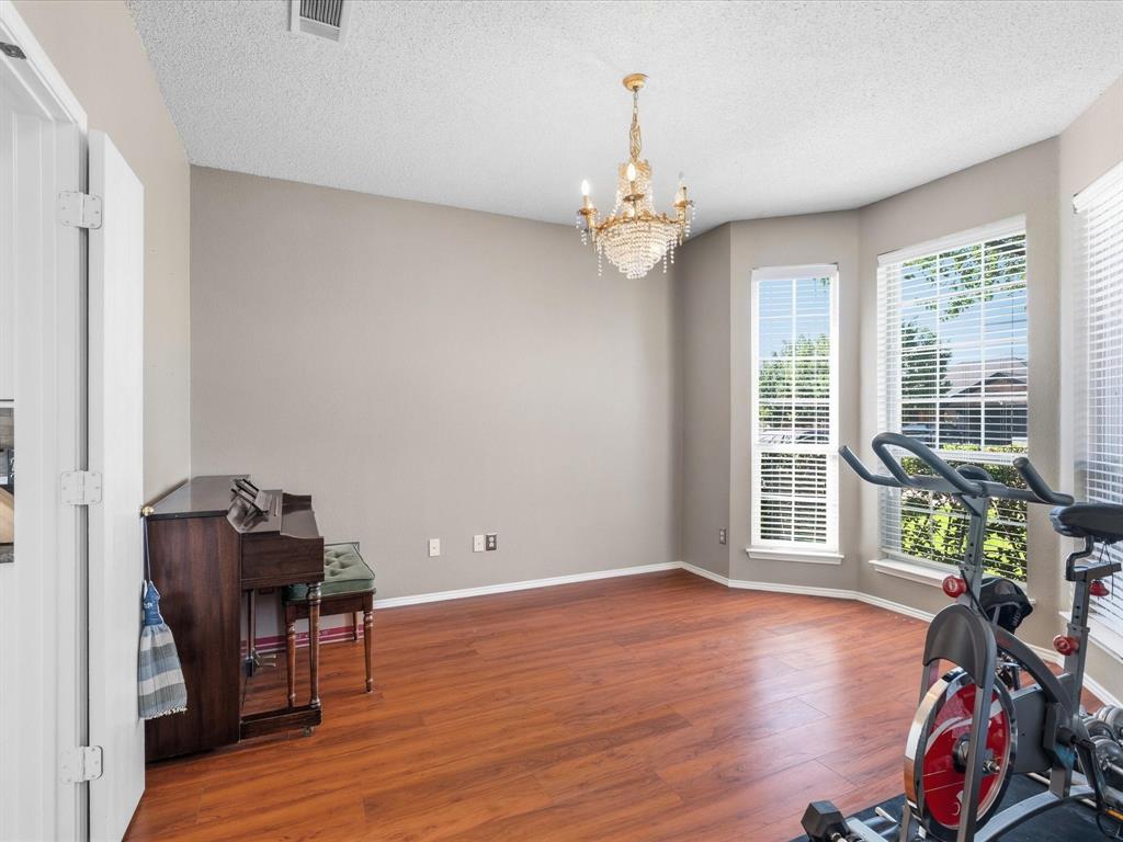 508 Road Runner Drive