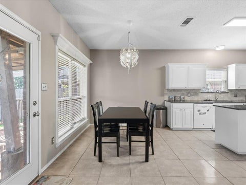 Tiny photo for 508 Road Runner Drive, Arlington, TX 76002 (MLS # 21341170)