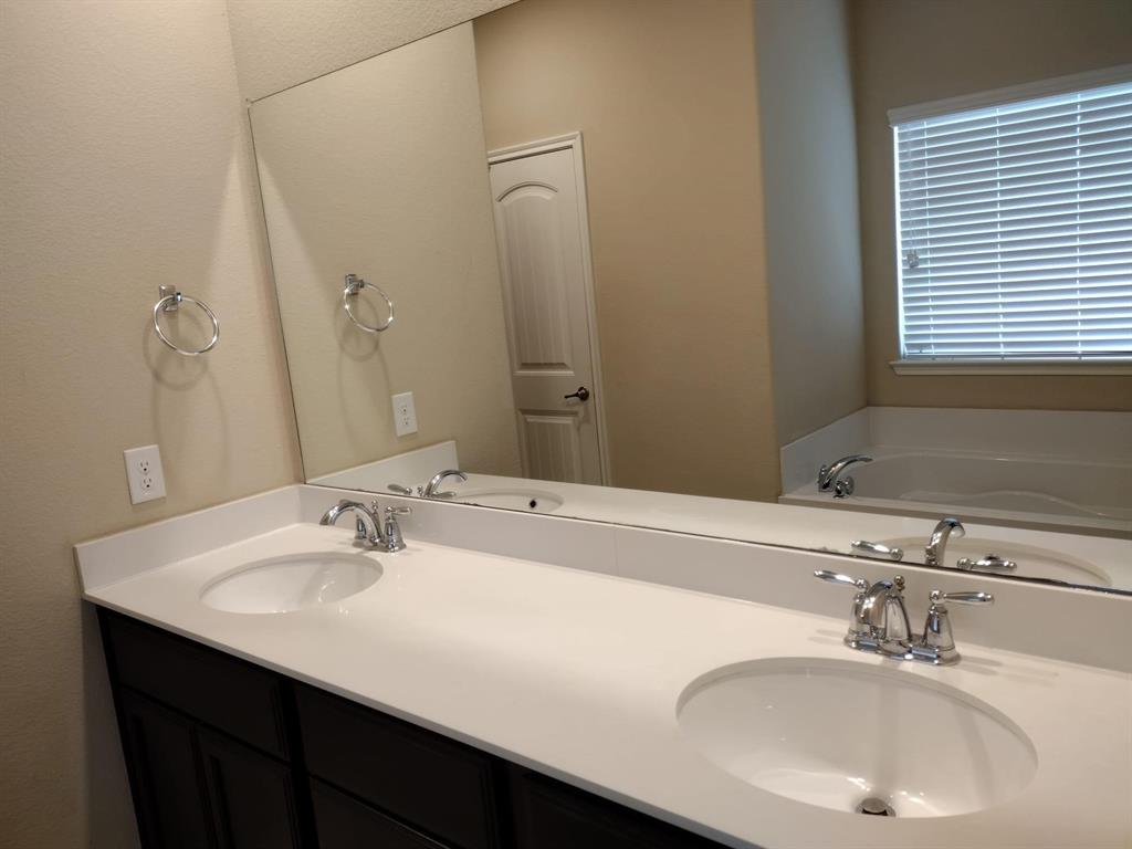 Highlands At Westridge Ph 8, The - Residential Lease