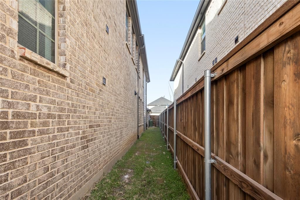 listing image 36