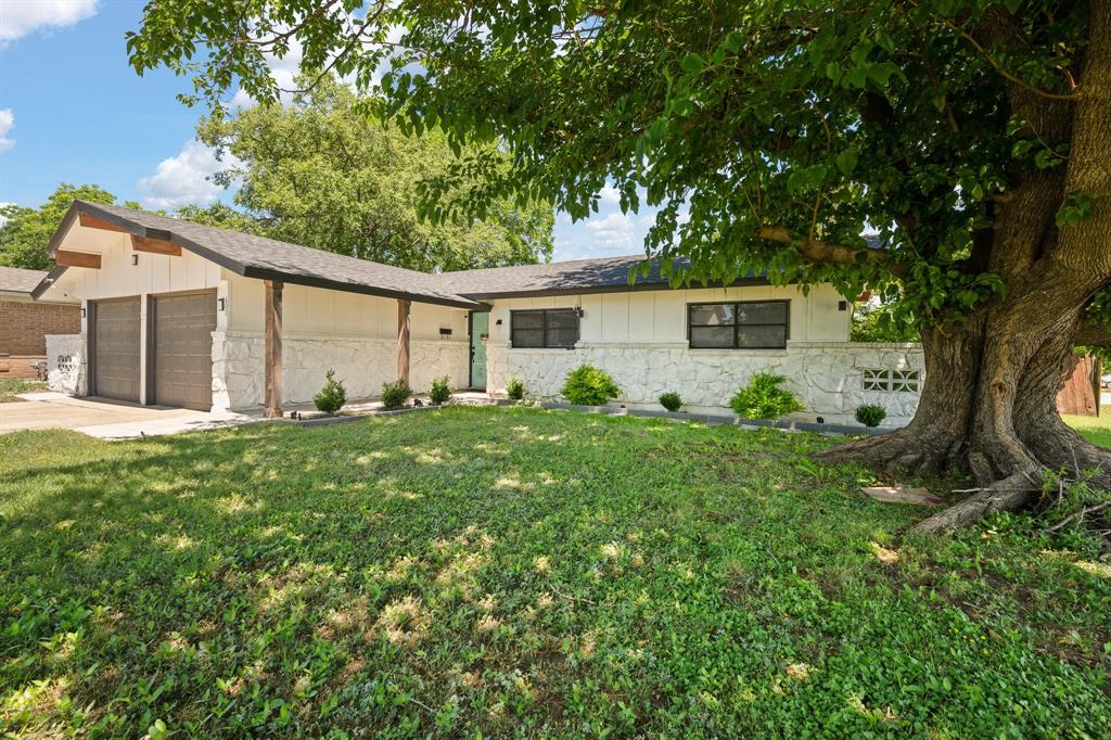 600 Meadowcrest Drive