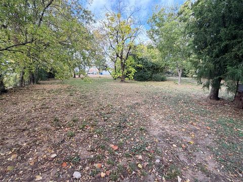 656 Hembry Street Lewisville TX 75057