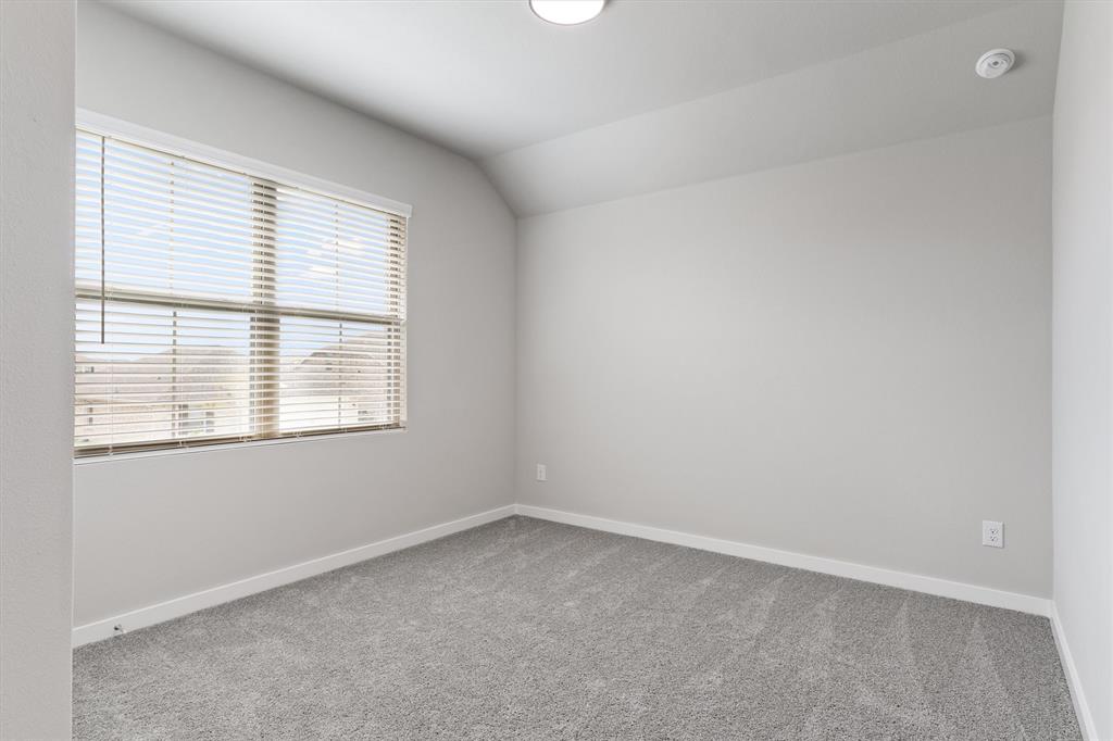 Whitewing Trails Ph 2a - Residential Lease