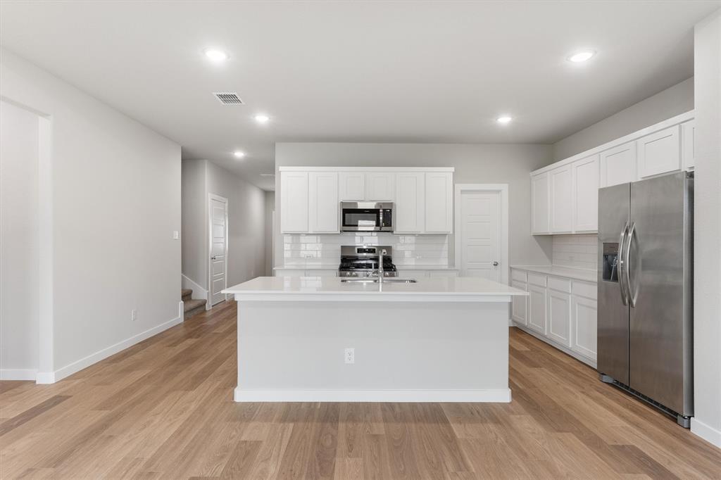 Whitewing Trails Ph 2a - Residential Lease