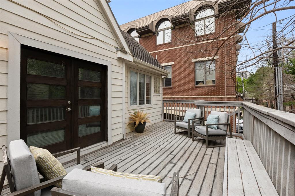 Crescent Lane 02 - Residential Lease