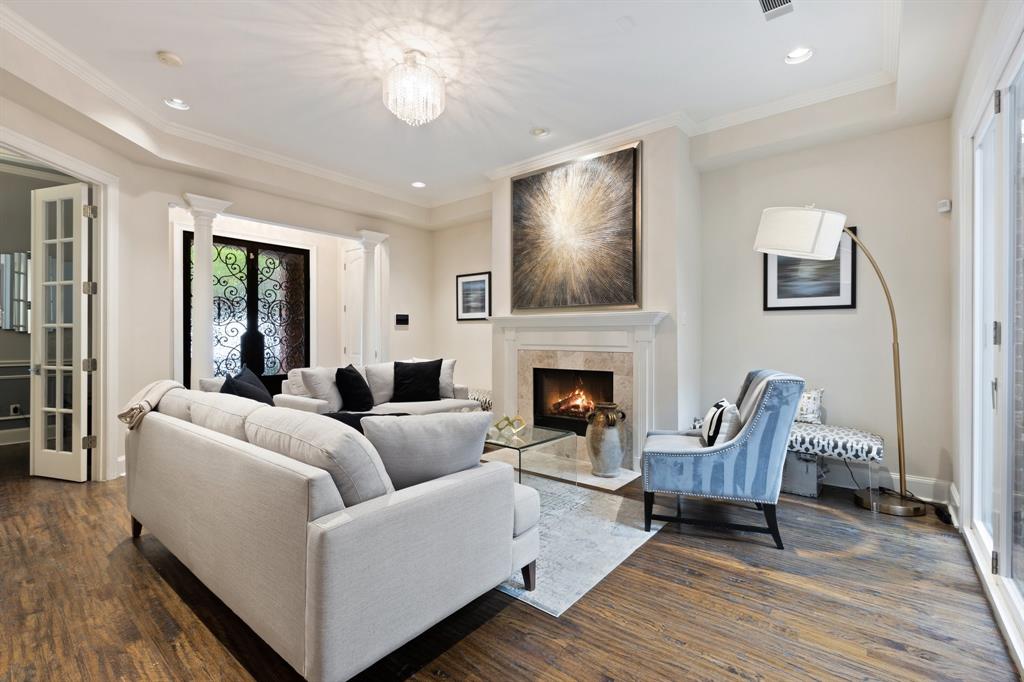 Crescent Lane 02 - Residential Lease