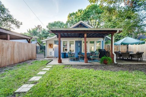 A home in Waxahachie