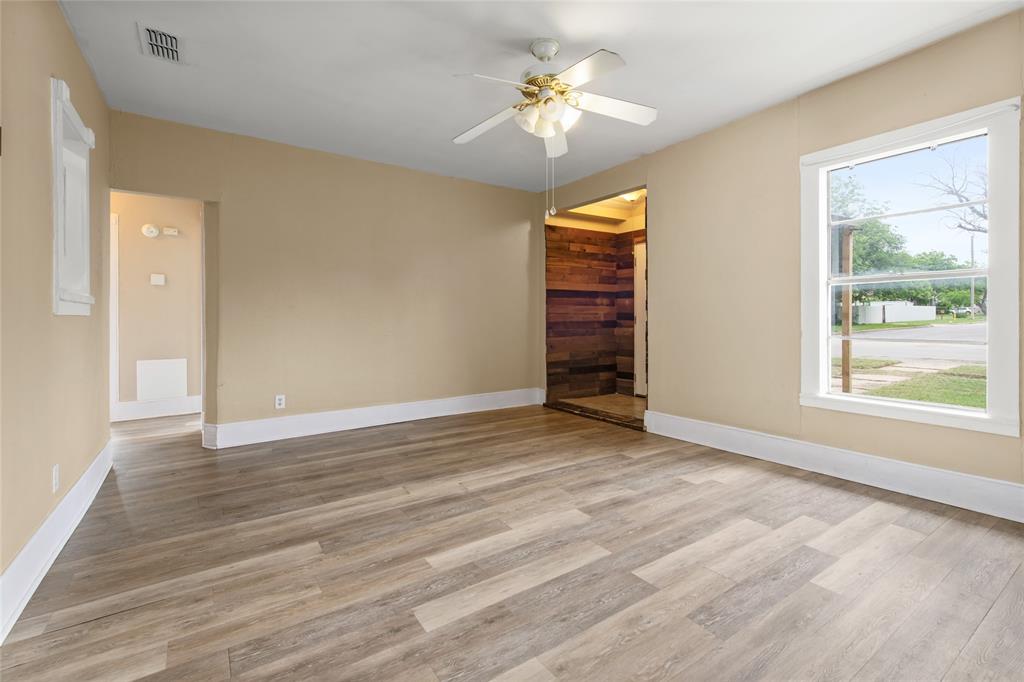 Jalonick 1st - Residential