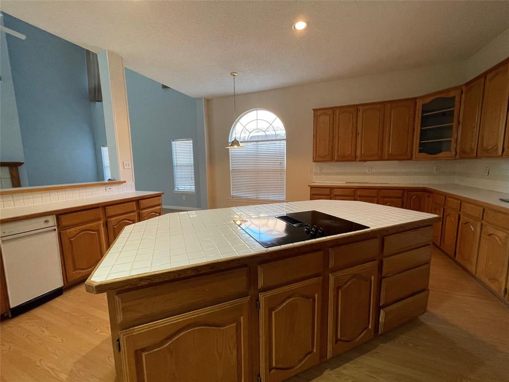 Deerfield West - Residential Lease