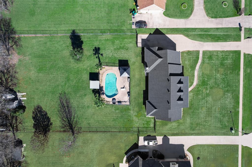 1621 High Valley Lane