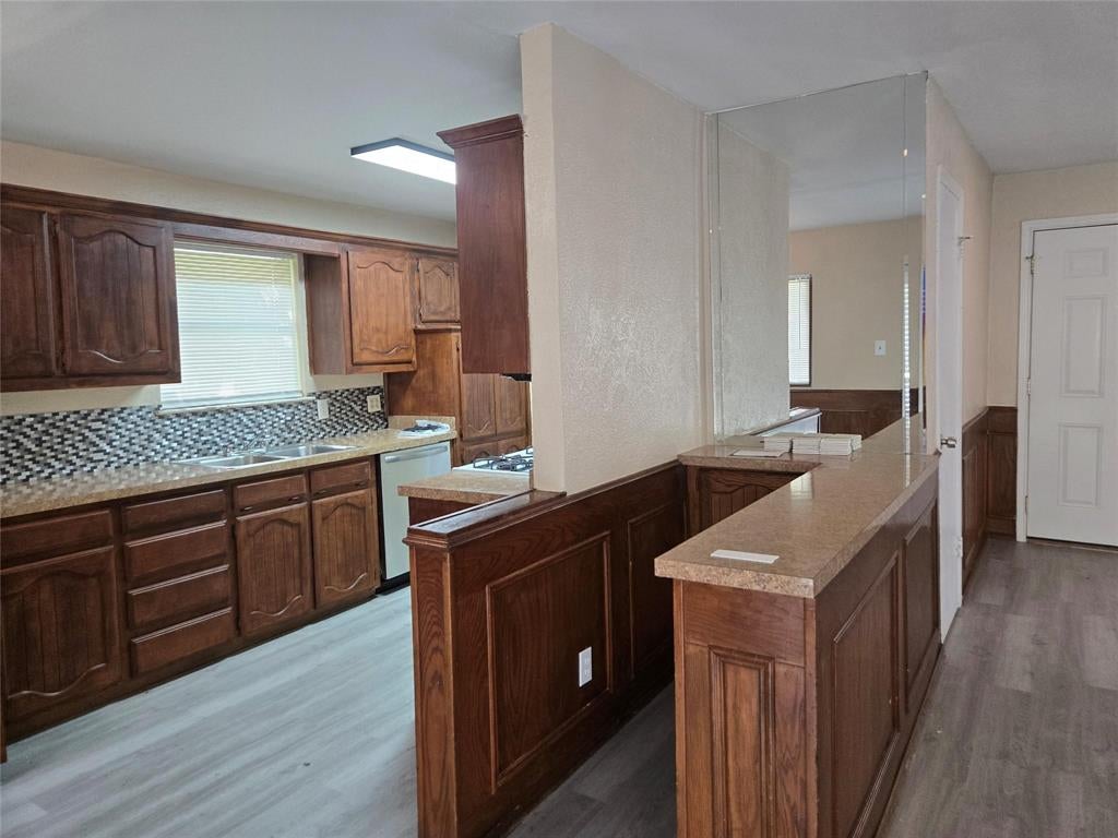 502 Moonlight Drive