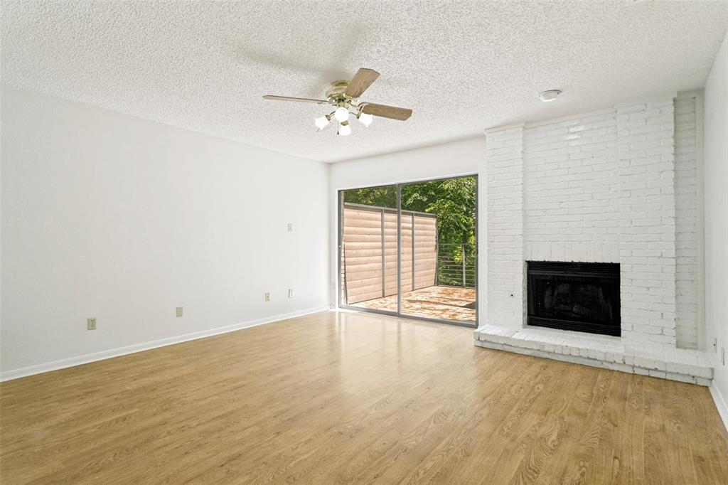2200 W Park Boulevard 3703