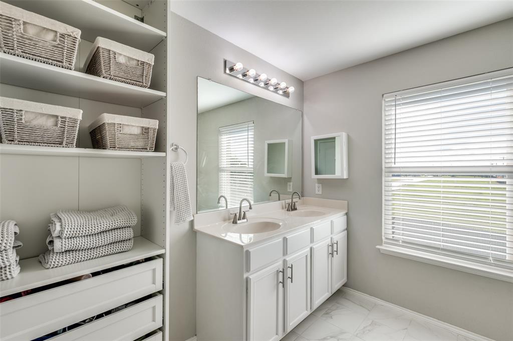 Saddlebrook Estates Ph 1 Krum - Residential