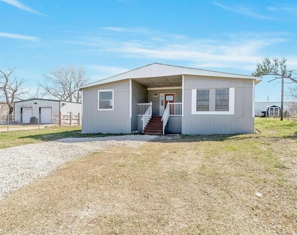 715 Comanche Cove Drive