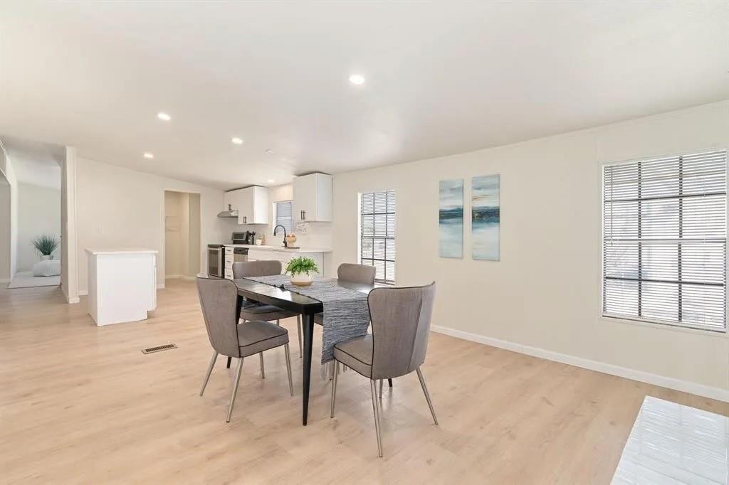 715 Comanche Cove Drive