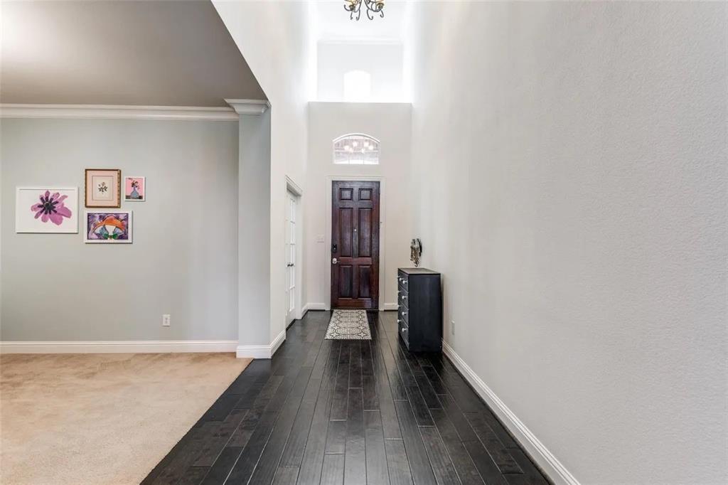 830 Woodview Drive