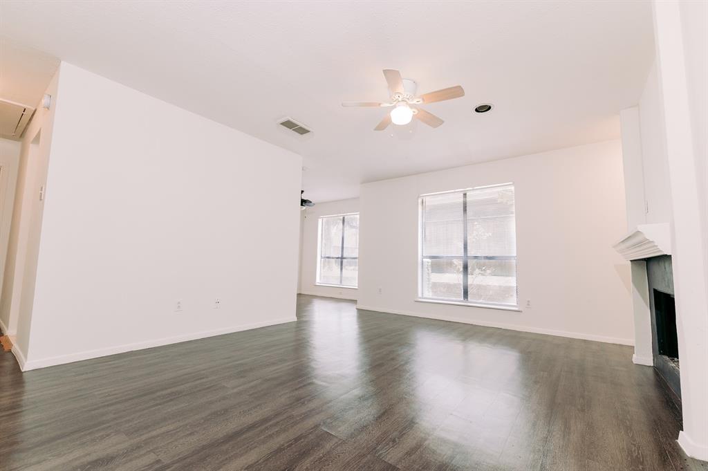 Oaks On The Lane Condo Ph 01 - Residential