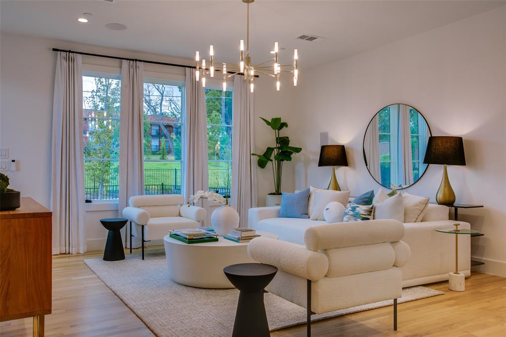 Lakeside - Residential