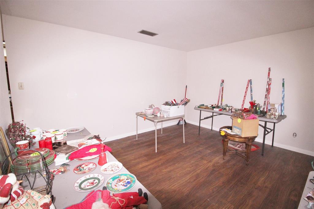 LAMBERT PARK - Residential