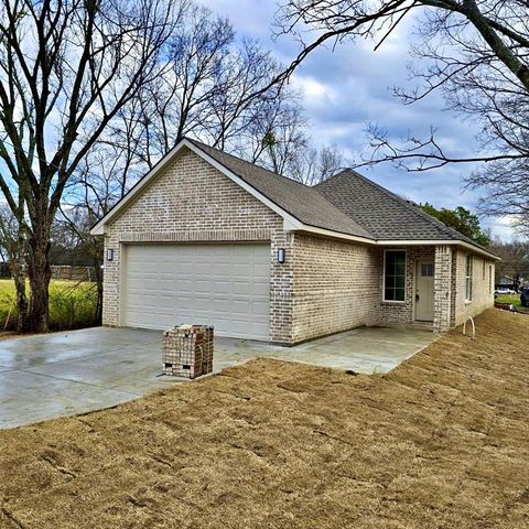 Photo of 1227 Rosemary Street, Greenville, TX 75401 (MLS # 21171399)