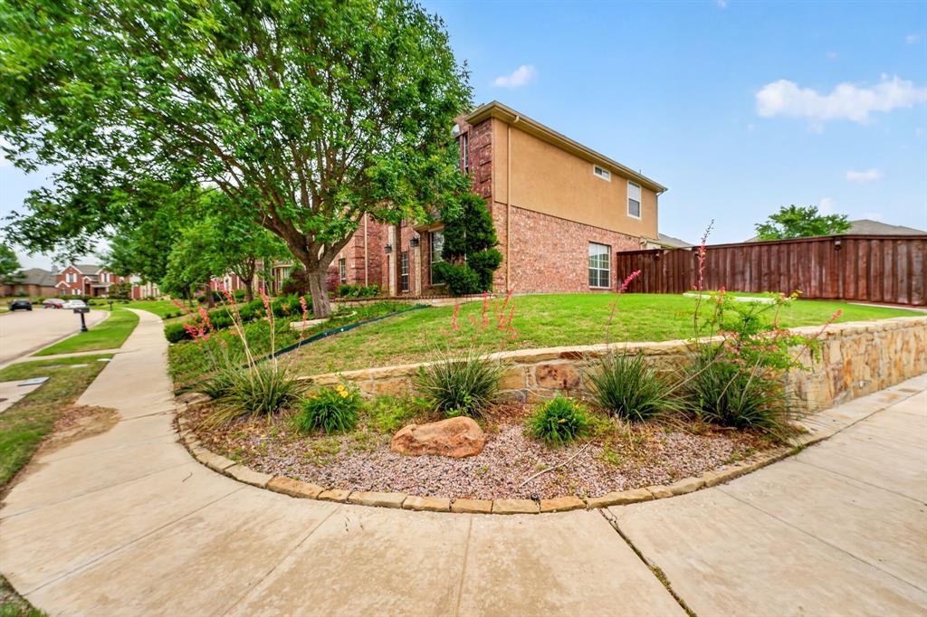 802 Myers Meadow Drive