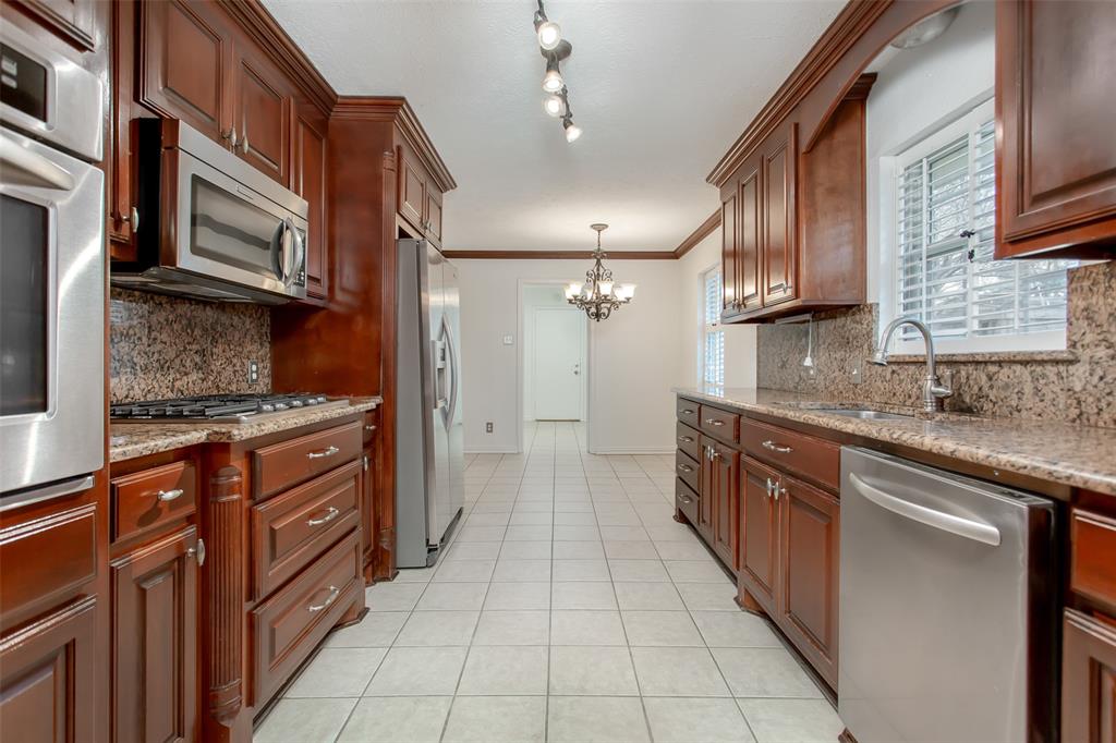 White Rock North 08 Instl - Residential Lease