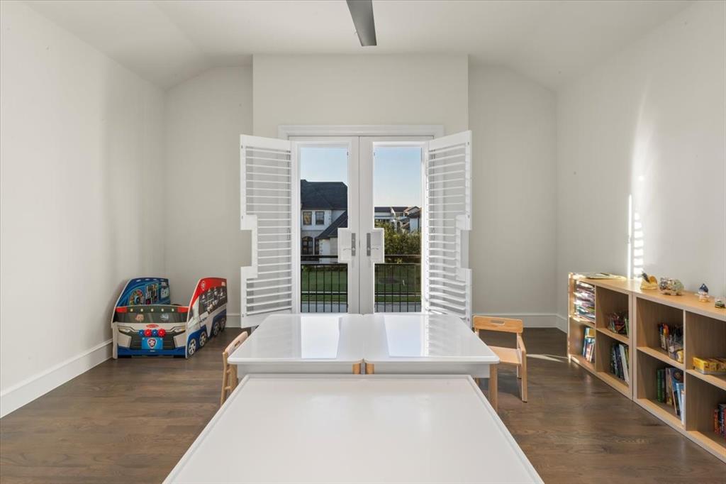 The Hills Of Kingswood - Residential