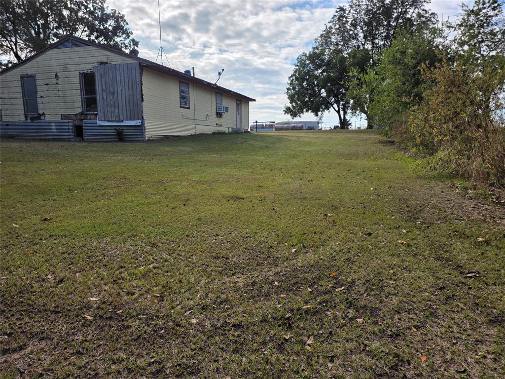 A0365 R FINNEY, ACRES 3.0 - Residential