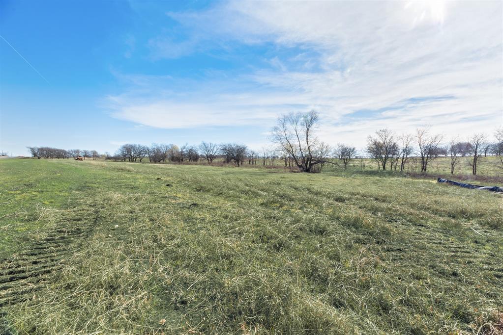 D BAR RANCH ESTATES - Land