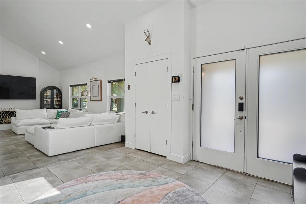 1605 Blake Drive