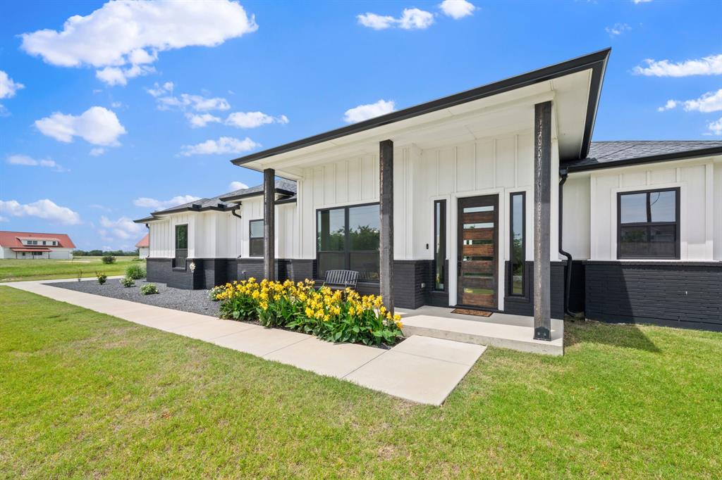 140 Lone Elm Road