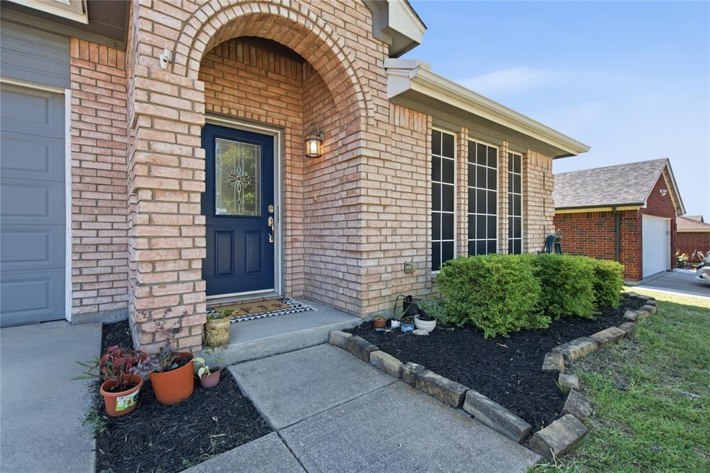 4828 Deal Drive