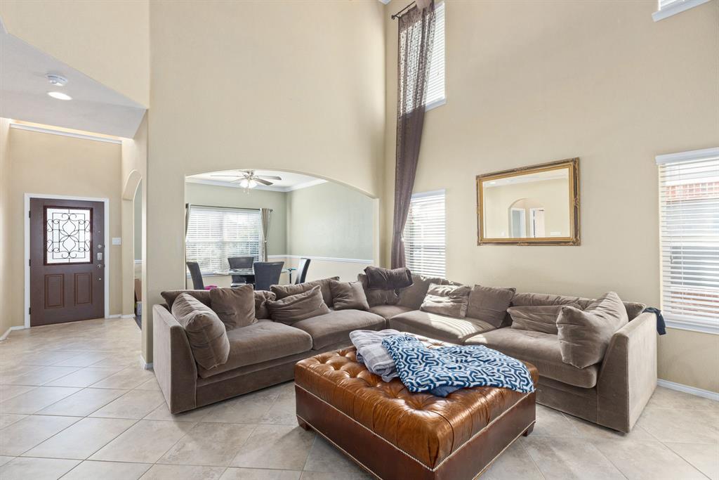 Photo 4 of 17 of 9021 Redford Road house