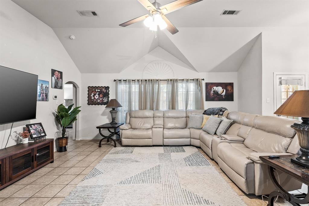 Carter Ranch-Phase I The - Residential