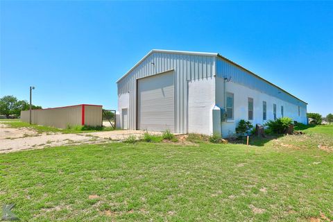 3114 N Access Road Clyde TX 79510