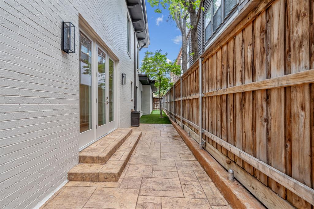 Chamberlain Arlington Heights 1st - Residential