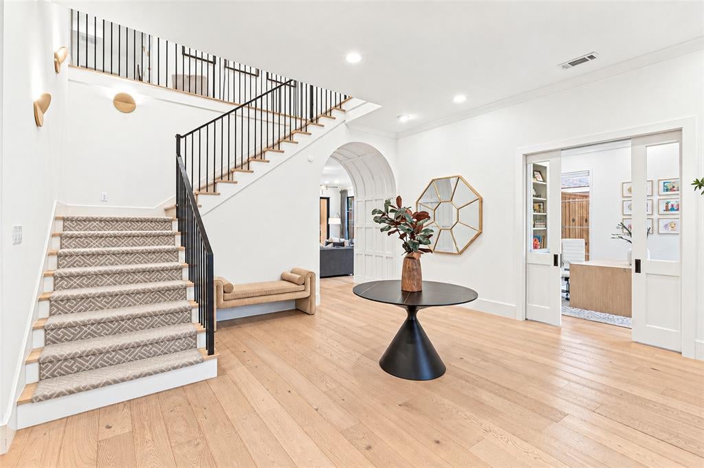 6516 Sondra Drive