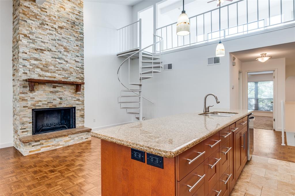 4100 Wycliff Twnhms Add - Residential Lease