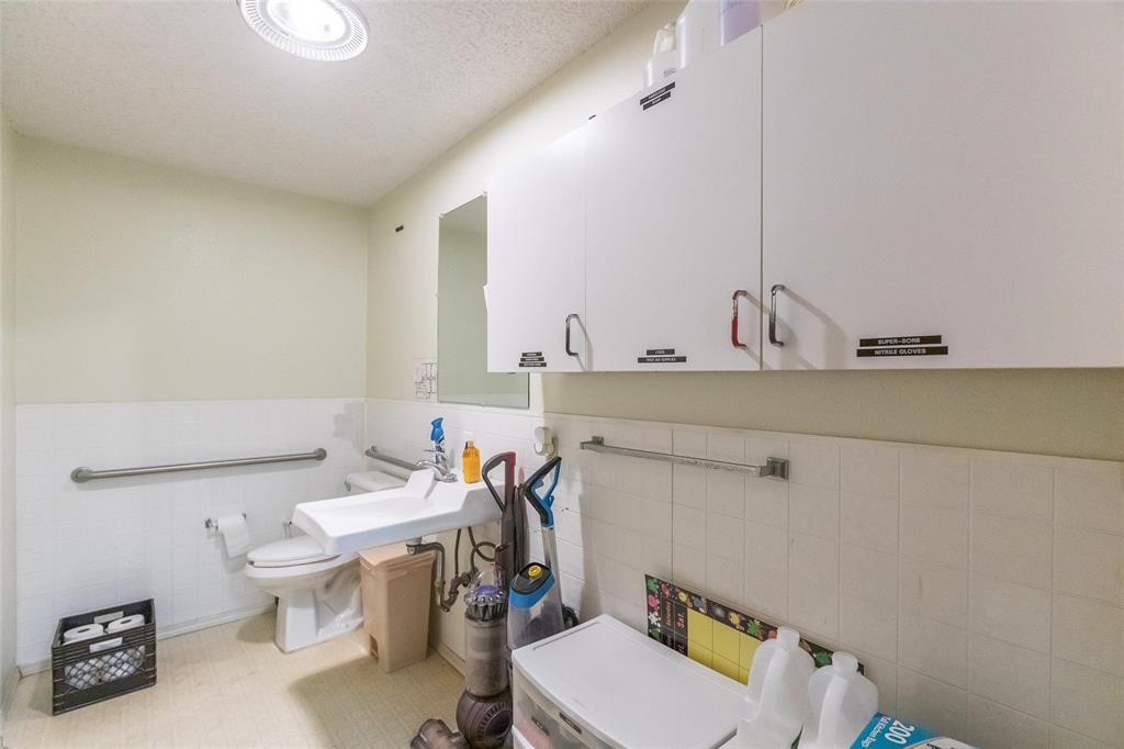 Bowyer Sub - Commercial Sale