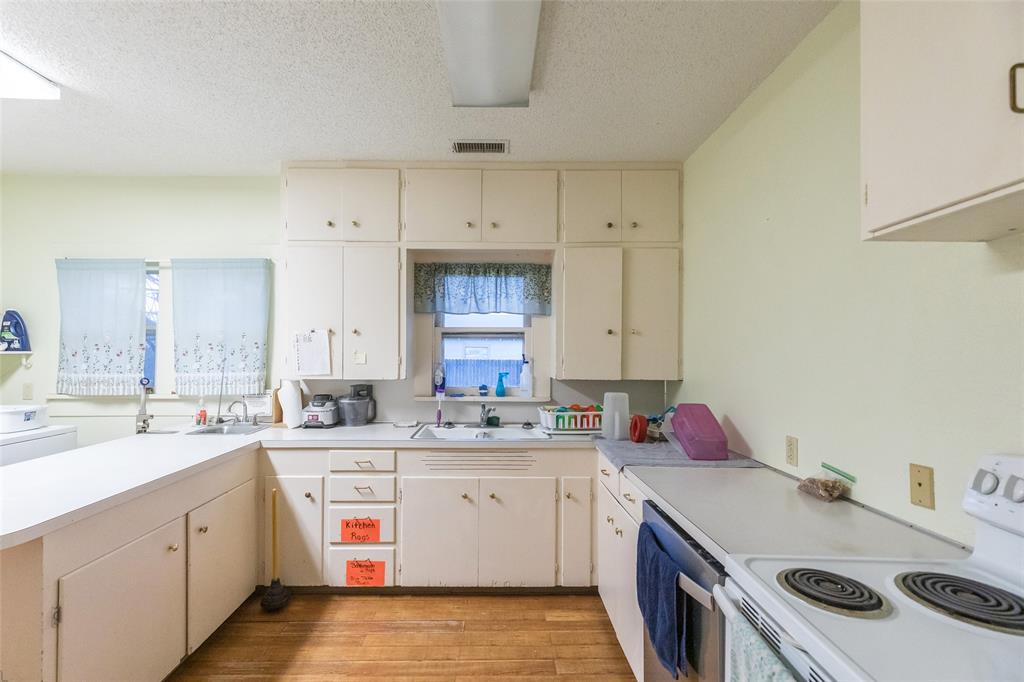 Bowyer Sub - Commercial Sale