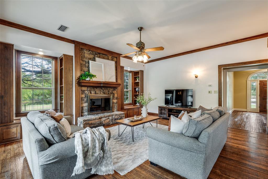 1833 Dr Sanders Road