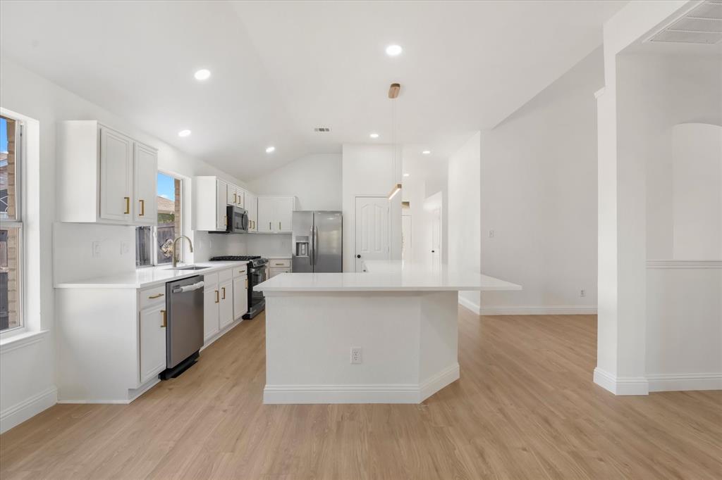 Ridgepointe Ph 2-B - Residential Lease