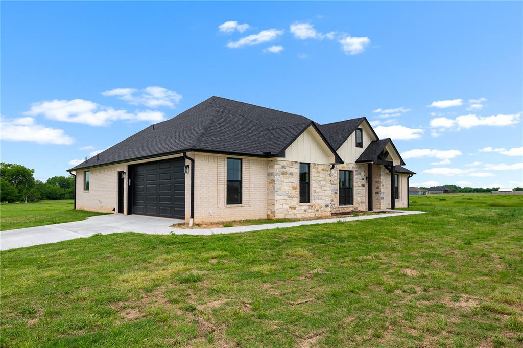 370 Private Road 5440