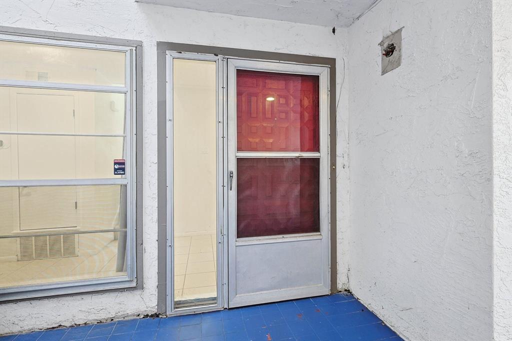 9801 Smokefeather Lane