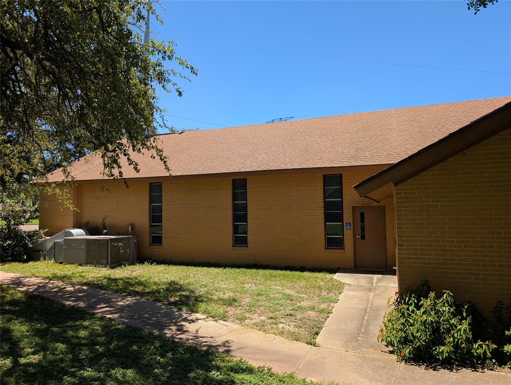 3311 Park Lake Drive