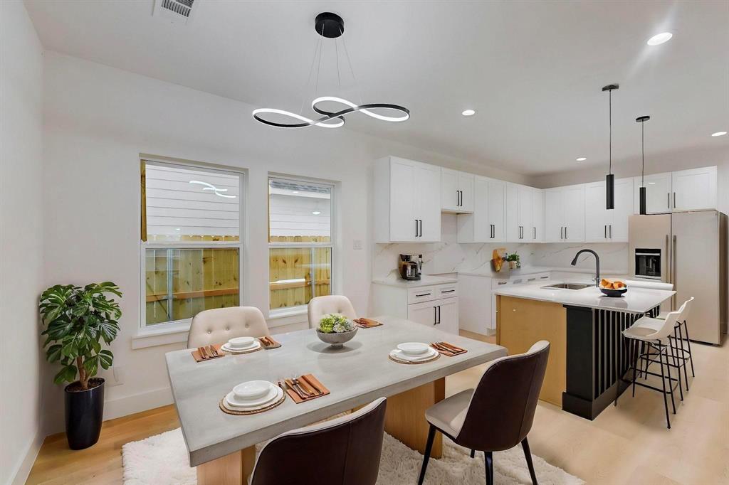 Wahhoo & Jas J Collins - Residential Lease